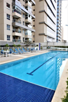 Apartamento 1604 no Bosque com um quarto sala cozinha completa e uma vaga de garagem